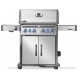 Napoleon Rogue® PRO-S 525 RSIB Edelstahl SIZZLE ZONE™ Gasgrill mit 6 Brennern und 1 Heck